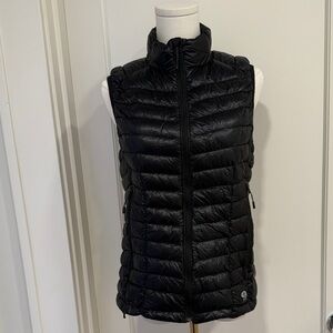 Mountain Hardwear Black Puffer Vest